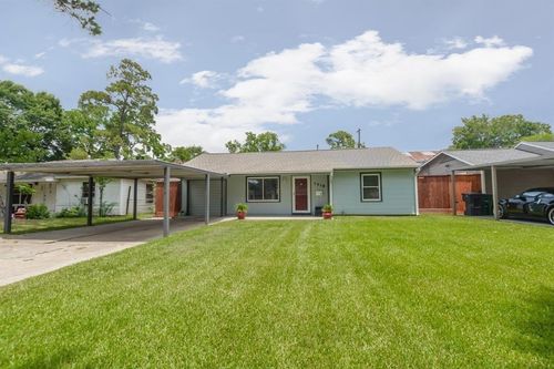7418 Jalna St, Houston, TX, 77055-3766 | Card Image