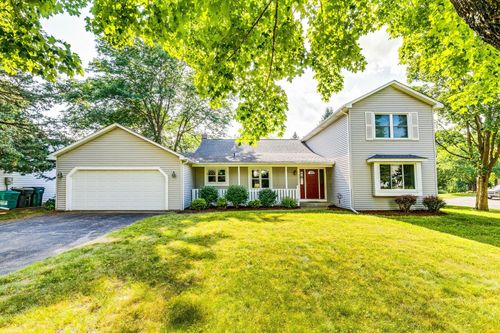 5577 Alameda St, Shoreview, MN, 55126-4702 | Card Image