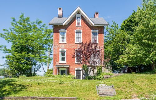 33 Cliff St, Beacon, NY, 12508-2719 | Card Image