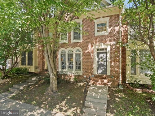 11770 Valley Ridge Cir, FAIRFAX, VA, 22033-2747 | Card Image