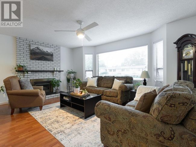 1269 Nestor St, House other with 4 bedrooms, 2 bathrooms and 1 parking in Coquitlam BC | Image 9