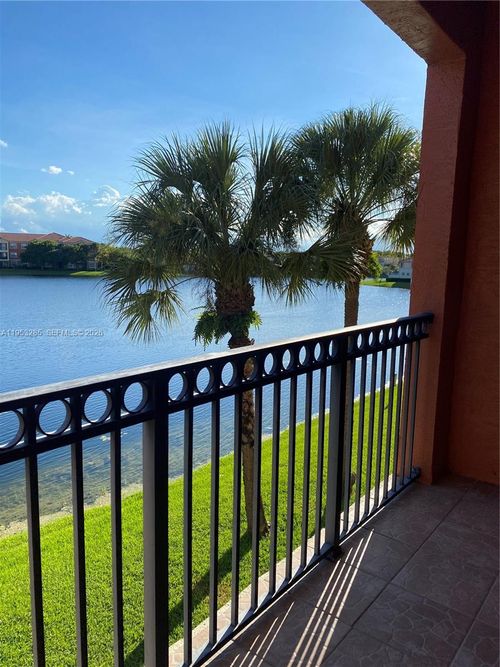 apt-828-4404 Sw 160th Ave, Miramar, FL, 33027-5774 | Card Image