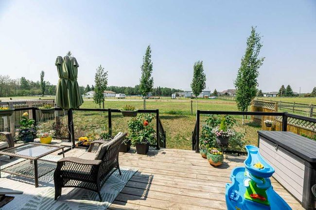 6305 58 Avenue, House other with 4 bedrooms, 3 bathrooms and 2 parking in Innisfail AB | Image 9