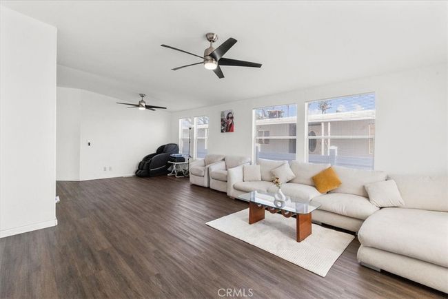 Living Room Facing Nook | Image 12