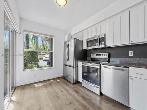 apt-6-3239 Nw 44th St, Oakland Park, FL, 33309-4280 | Card Image