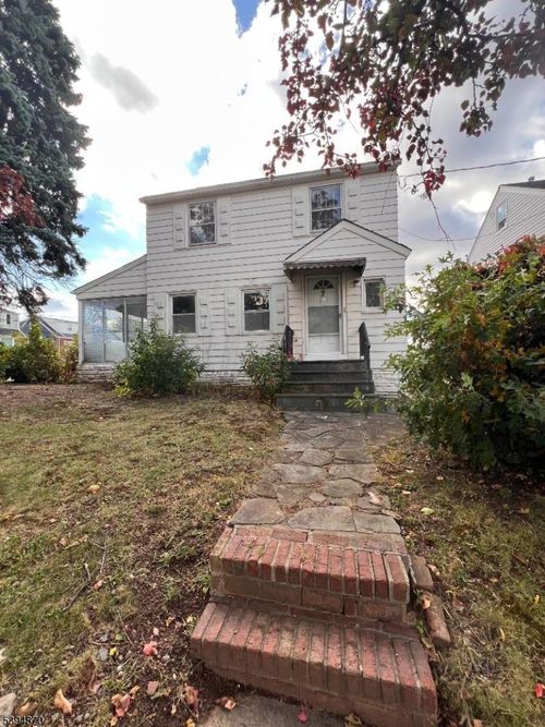 99 Park Ave, North Arlington, NJ, 07031-6517 | Card Image