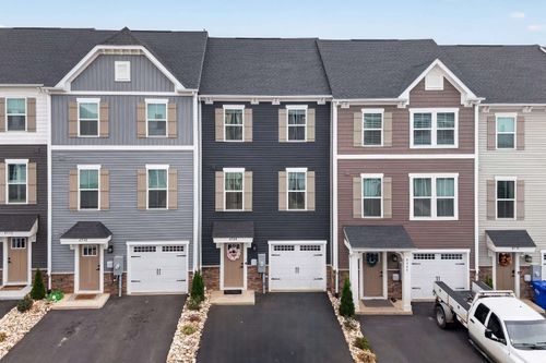 4544 Drysdale St, ROCKINGHAM, VA, 22801-4117 | Card Image