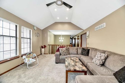 14910 W 65th St, Shawnee, KS, 66216-2156 | Card Image