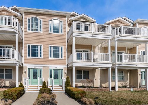 b-305 E Bennett Ave, Wildwood, NJ, 08260-4411 | Card Image