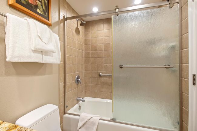 304 - 3445 Lower Honoapiilani Rd, Condo with 2 bedrooms, 2 bathrooms and null parking in Lahaina HI | Image 22