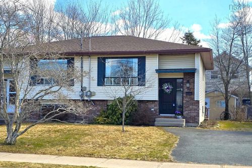 28 Merrimac Dr, Dartmouth, NS, B2W4P8 | Card Image