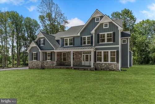 1250 Gradyville Rd, GLEN MILLS, PA, 19342-9614 | Card Image