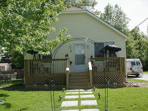 427 Glenwood Ave, Ypsilanti, MI, 48198-5980 | Card Image