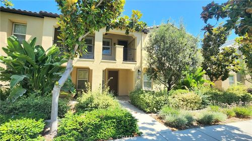 8414 Forest Park St, Chino, CA, 91708 | Card Image