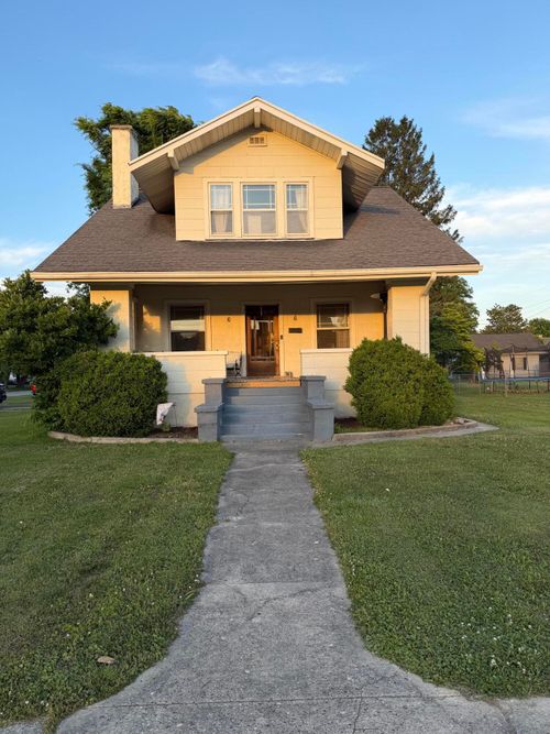 116 N Petersborough Avenue, Middlesboro, KY, 40965 | Card Image