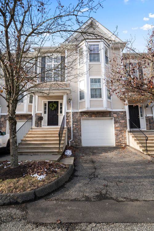 105-105 Sienna Drive, Danbury, CT, 06810 | Card Image