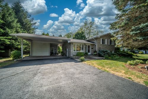 35 Riverview Dr, Napanee, ON, K7R3A1 | Card Image