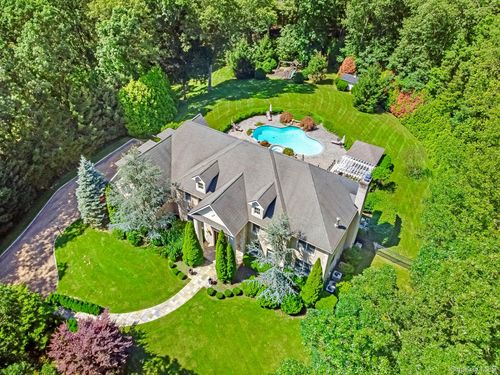 4 Hageman Ct, Katonah, NY, 10536-3338 | Card Image