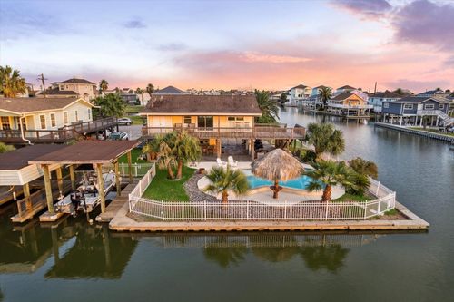 16642 Bermuda Way, Jamaica Beach, TX, 77554 | Card Image