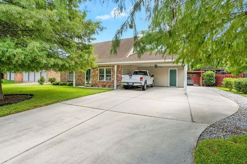 131 Fountain Dr, Slidell, LA, 70458-1531 | Card Image