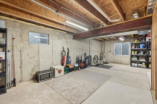 521 Waterford Dr, Oswego, IL, 60543-7310 | Card Image