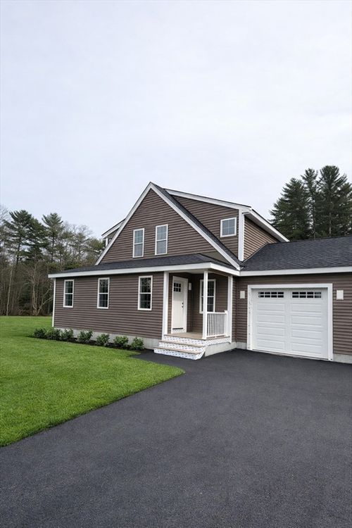 21-21 Kashmir'S Way, Middleboro, MA, 02346 | Card Image