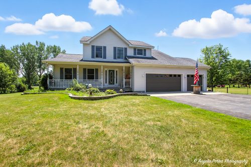 8815 Regnier Rd, Hebron, IL, 60034-8840 | Card Image