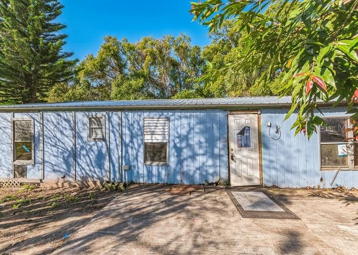 Brooks Cir, Oak Hill, FL 32759