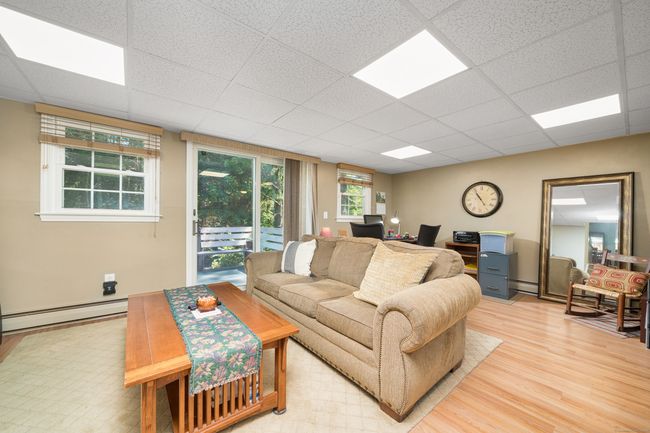 Family Room | Image 19