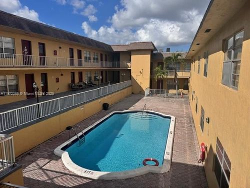 apt-201-6840 Pembroke Rd, Miramar, FL, 33023-2680 | Card Image