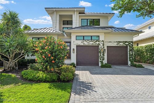 644 W Lake Dr, Naples, FL, 34102-6543 | Card Image