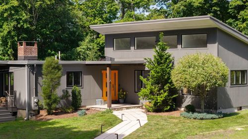 25 Virginia Ln, Cohasset, MA, 02025-1923 | Card Image