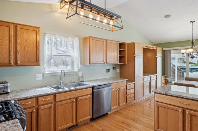 16-385-Saddlevalley-Ct-Linden-MI-48451-W | Image 9