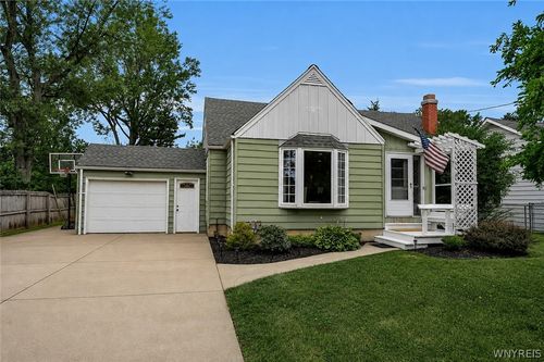 349 Lake Ave, Lancaster, NY, 14086-9667 | Card Image