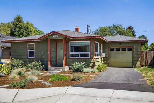 1016 Sw 12th St, Redmond, OR, 97756-3045 | Card Image