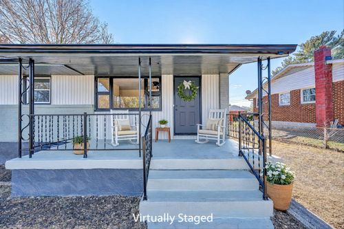 513 Victor Ave Ne, Roanoke, VA, 24012-3706 | Card Image