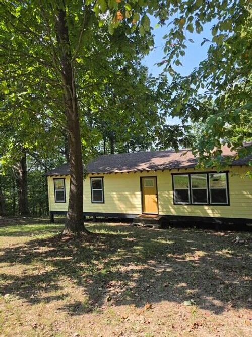 465 Sunset Ridge Ln, Hilham, TN, 38568-6233 | Card Image