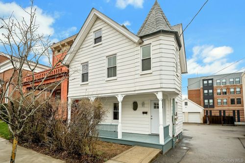 a-25 S Washington St, Tarrytown, NY, 10591-3906 | Card Image