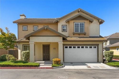 1330 Dolcetto Ln, Santa Maria, CA, 93458-6326 | Card Image