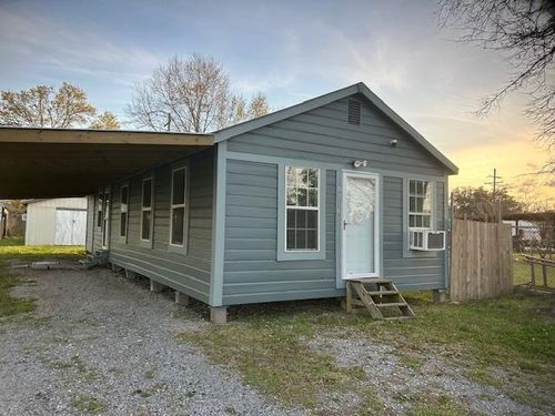 2115 Bonnie Street, Orange, TX, 77630 | Card Image