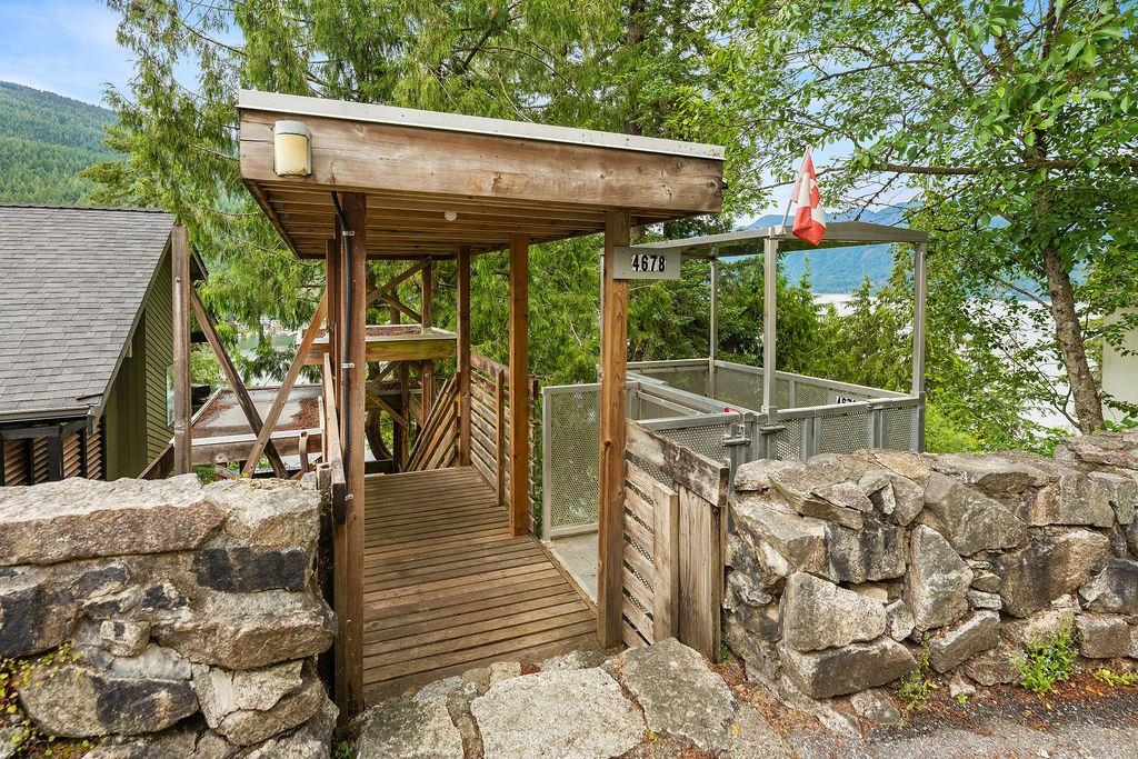 Residential in North Vancouver 4