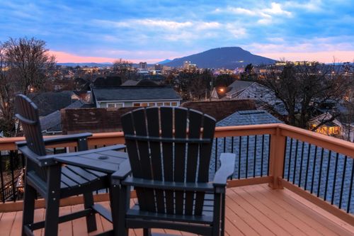 512 Tucker St, Chattanooga, TN, 37405-4032 | Card Image