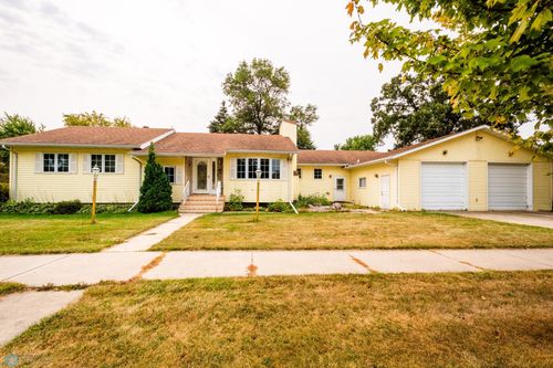 716 2nd St Ne, Fosston, MN, 56542-1517 | Card Image