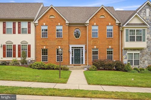 26 Blakeley Ridge Dr, CHARLES TOWN, WV, 25414-4975 | Card Image