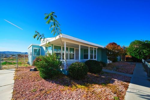 329 S Richmond Rd, Ridgecrest, CA, 93555-4461 | Card Image