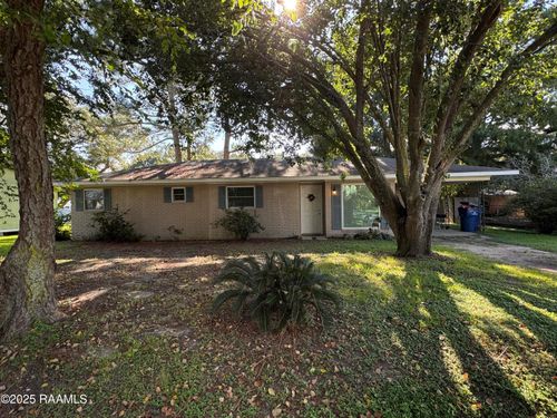 109 Latour St, Kaplan, LA, 70548-2505 | Card Image