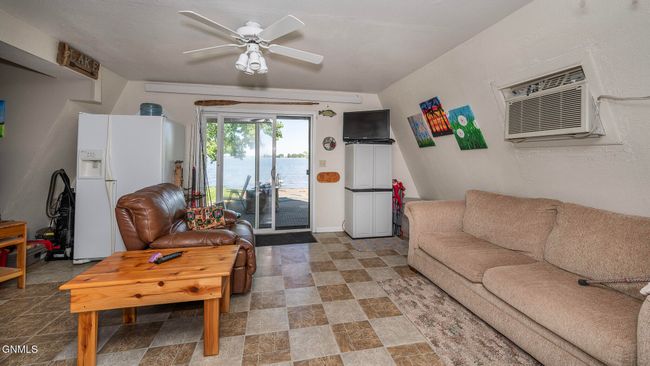 993 Lakeview St S, House other with 3 bedrooms, 1 bathrooms and null parking in Dawson ND | Image 4