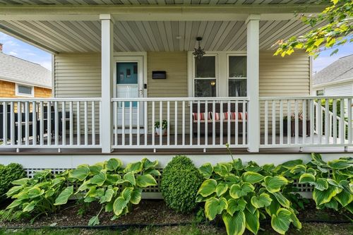 16 Orlando Ave, Weymouth, MA, 02191-1112 | Card Image