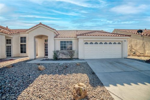 2542 Grand Basin Dr, Las Vegas, NV, 89156-4943 | Card Image
