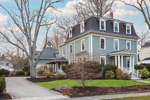 11 Chester St, Newton, MA, 02461-1415 | Card Image